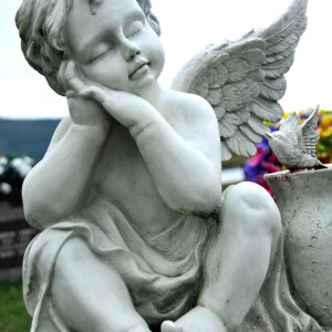 Angel Statue Photo