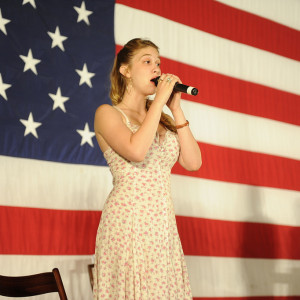 Flag Singer Photo